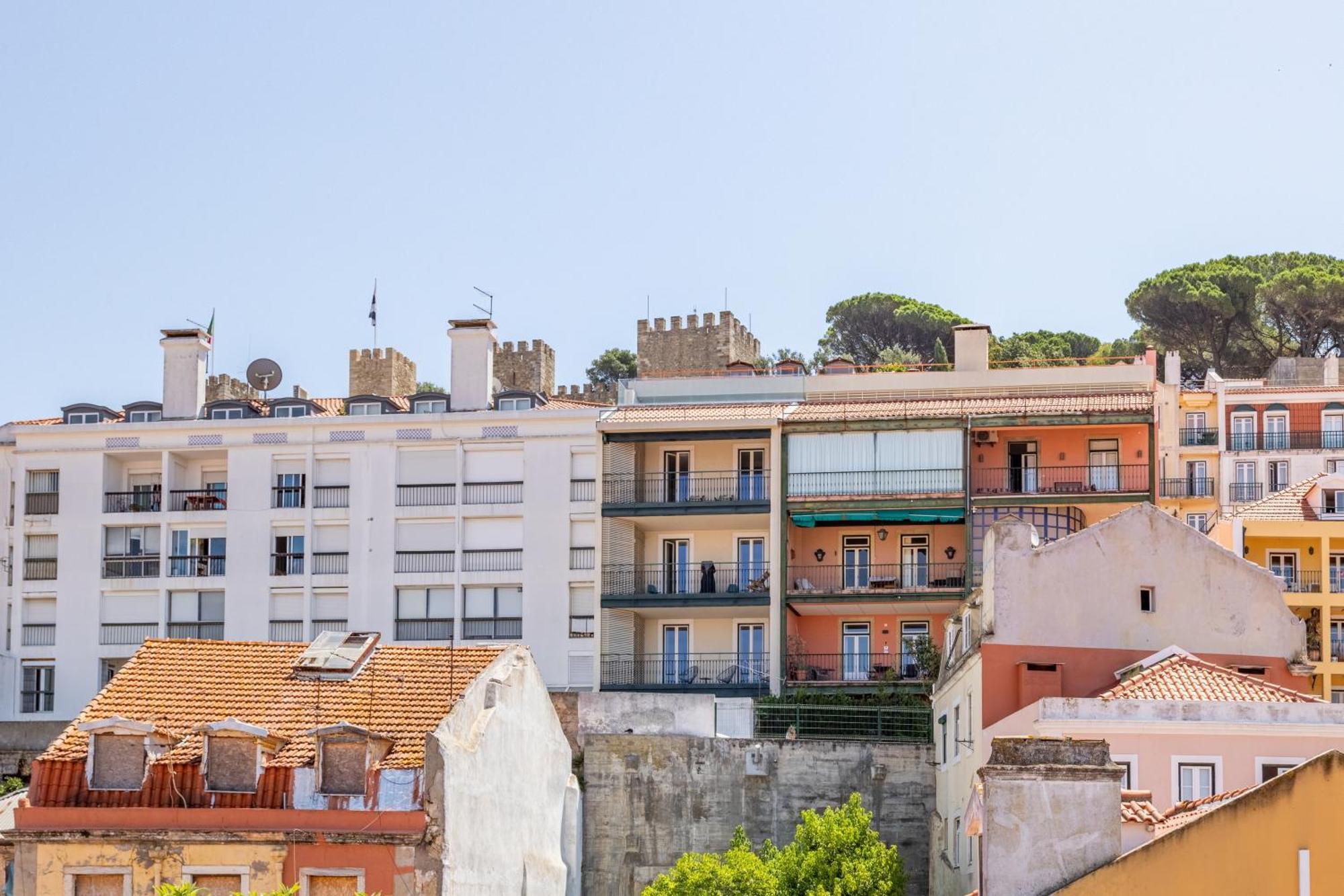 Gralhas Suites Lisbon Exterior photo